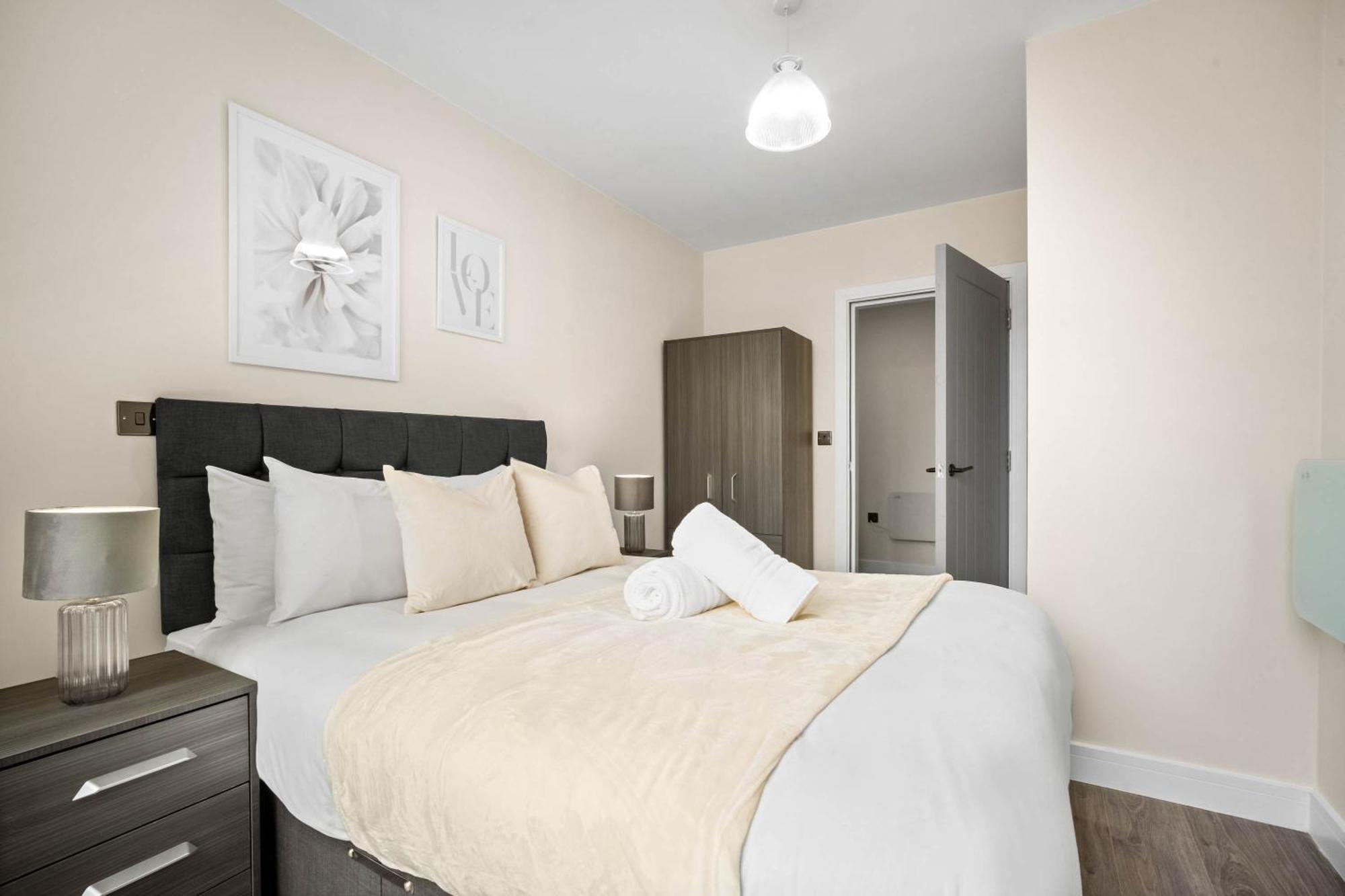 New Luxury Two Bedroom Apartment - City Centre - Netflix - Wifi - Top Rated - Jq 8Ah 伯明翰 外观 照片