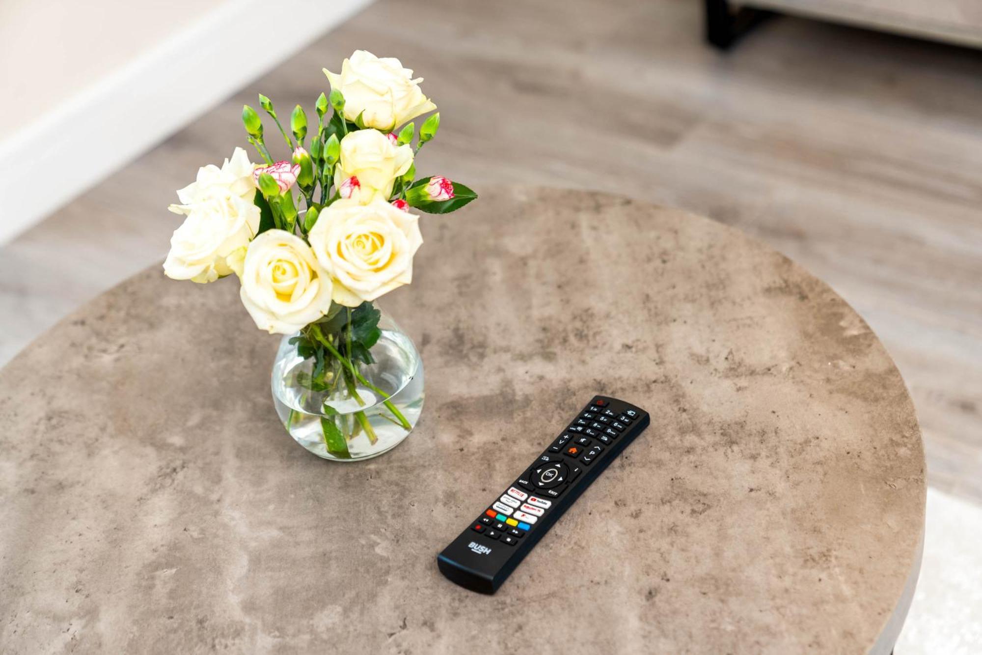 New Luxury Two Bedroom Apartment - City Centre - Netflix - Wifi - Top Rated - Jq 8Ah 伯明翰 外观 照片